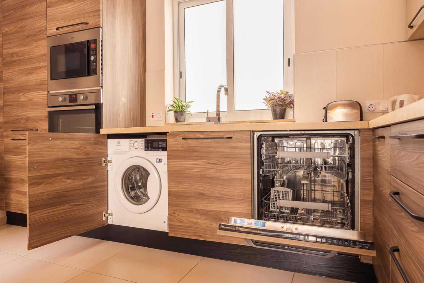 Balluta Bay Spacious Apt - 2Br Σλιέμα Εξωτερικό φωτογραφία